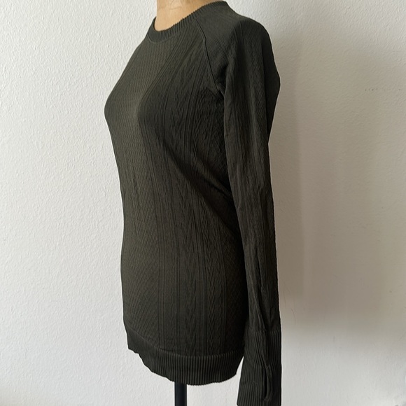 Lululemon sz 6 Rest Less Pullover designed for running forest green great cond - Picture 2 of 7